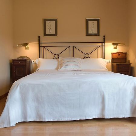 Cal Pastor Guest House La Pobla de Cervoles ภายนอก รูปภาพ